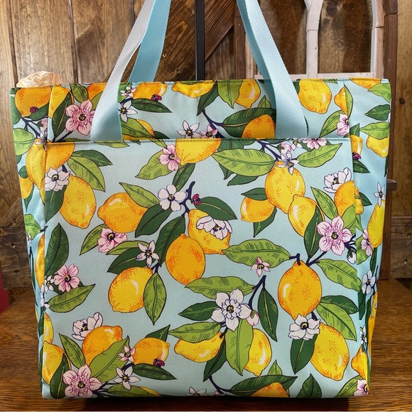 SALE! Vera Bradley Lemon Grove Large Insulated Cooler Bag Tote New NWT - Picture 6 of 14